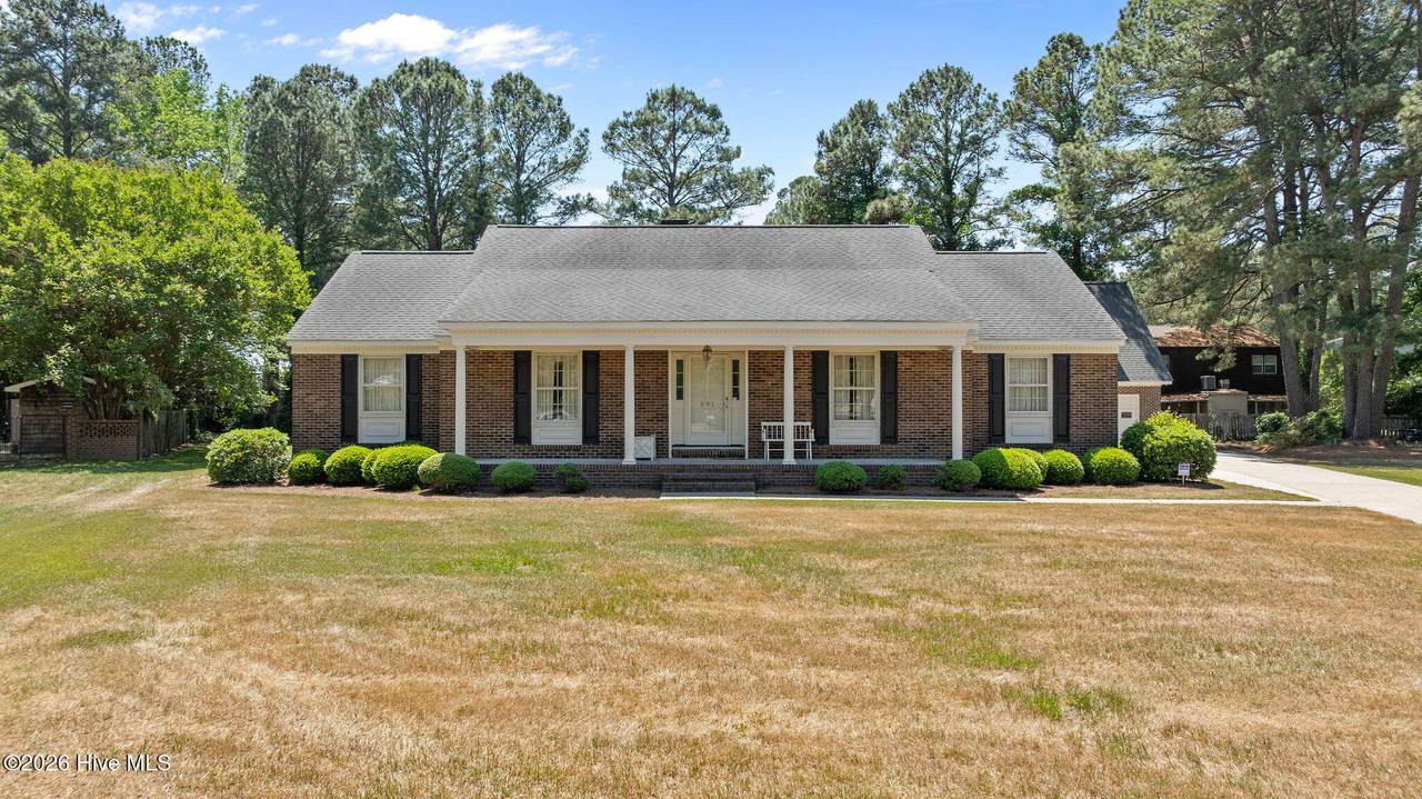 501 Pine Needles Court - Photo 1