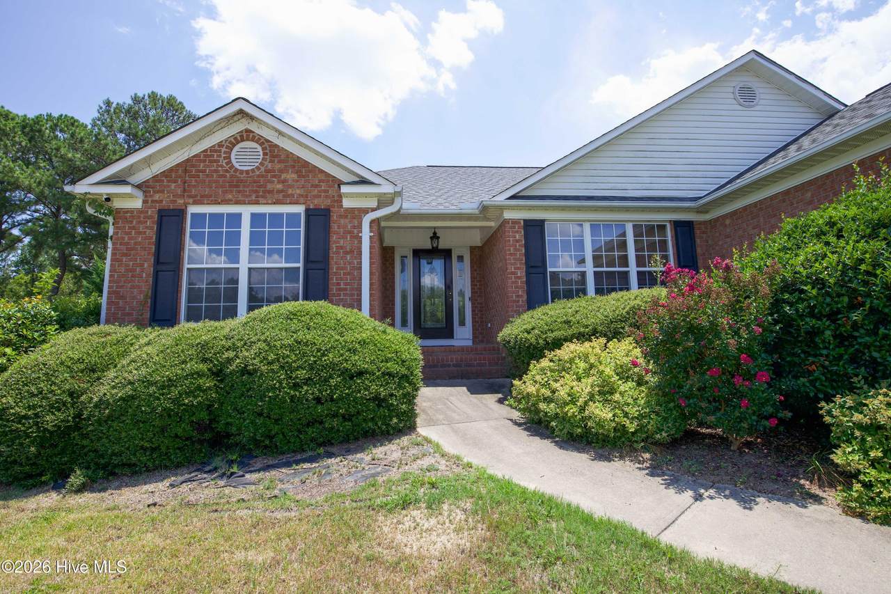 340 Queens Cove Way - Photo 1