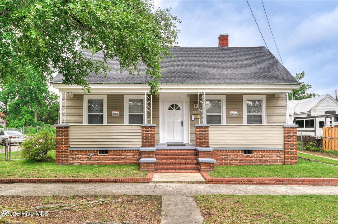 631 Crawford Avenue - Photo 1