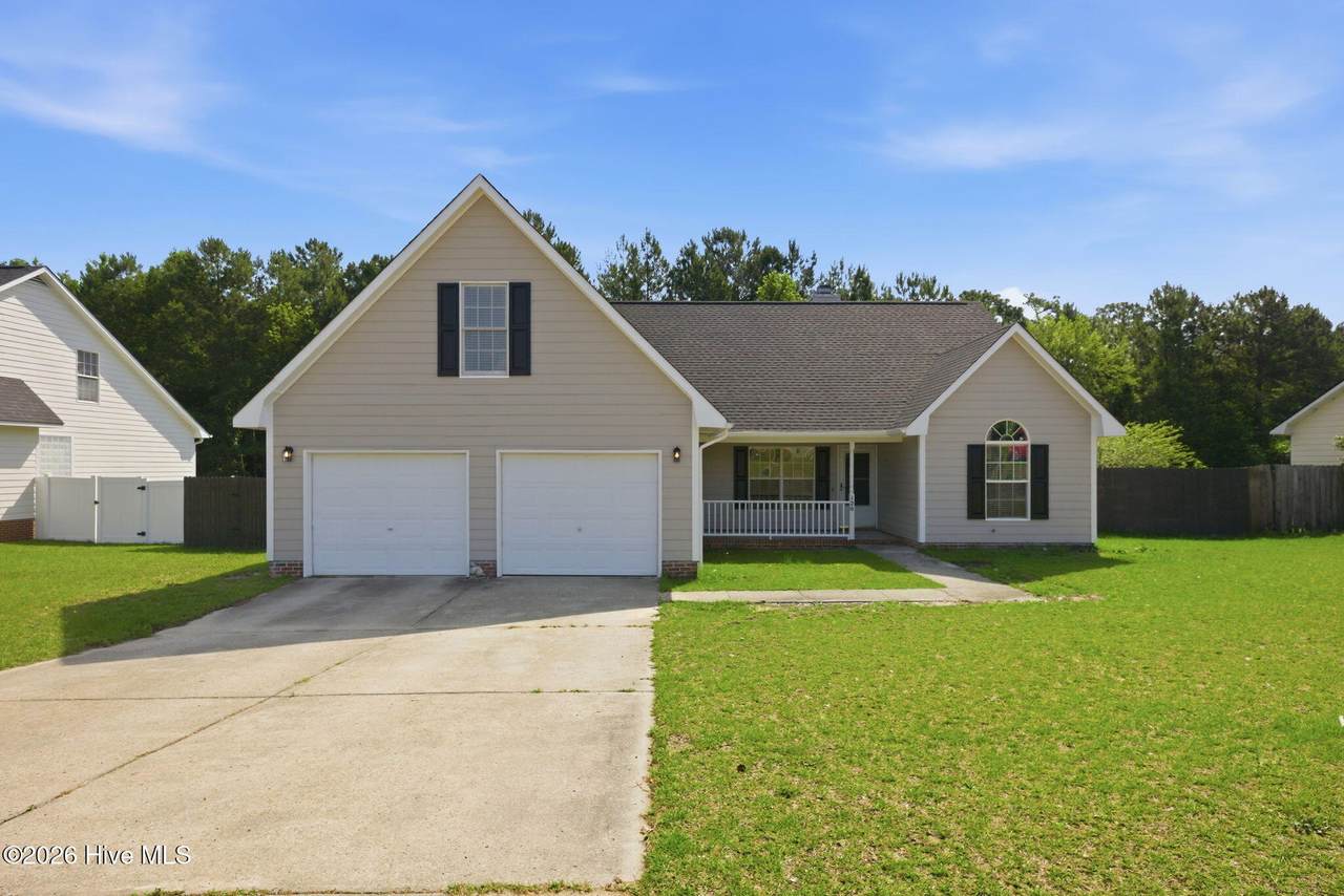 120 Somerset Drive - Photo 1