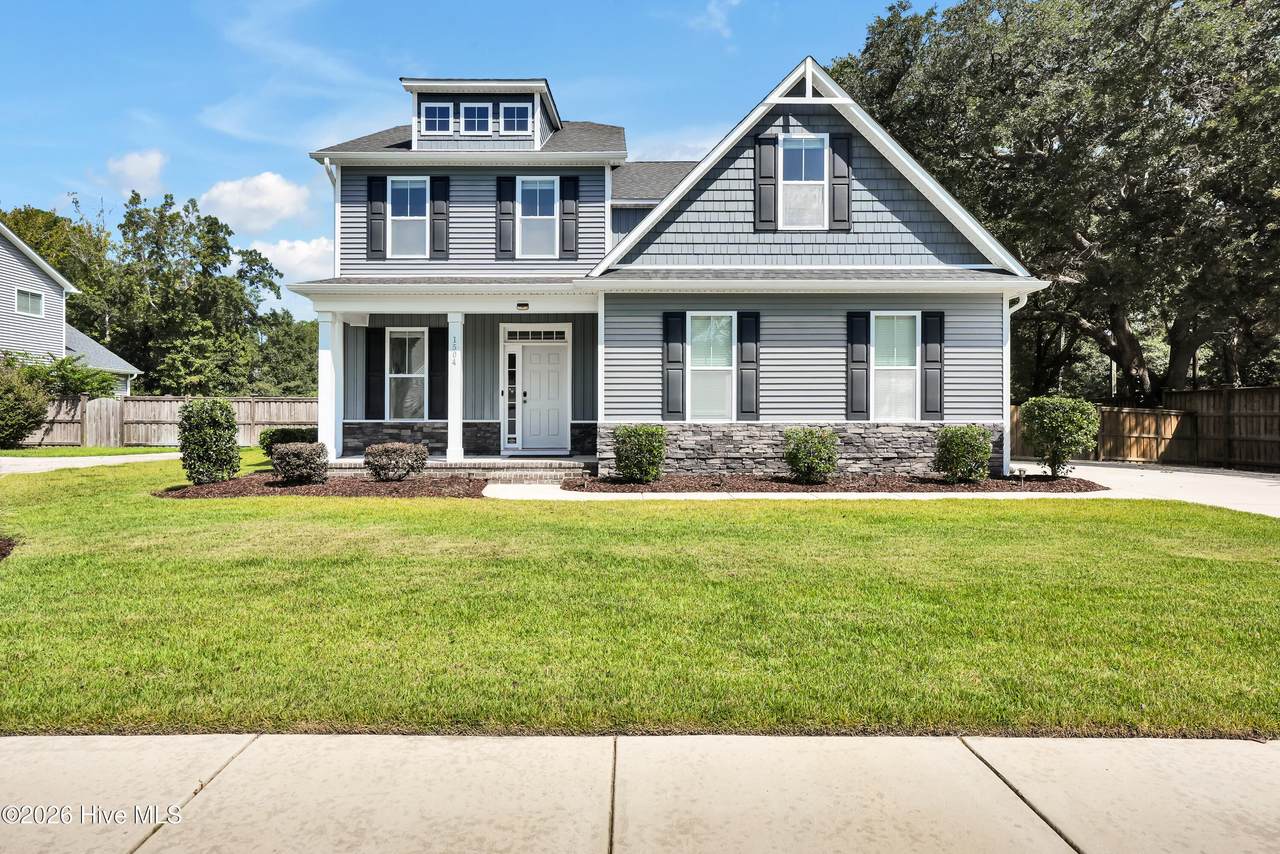 1504 Gatlin Way - Photo 1