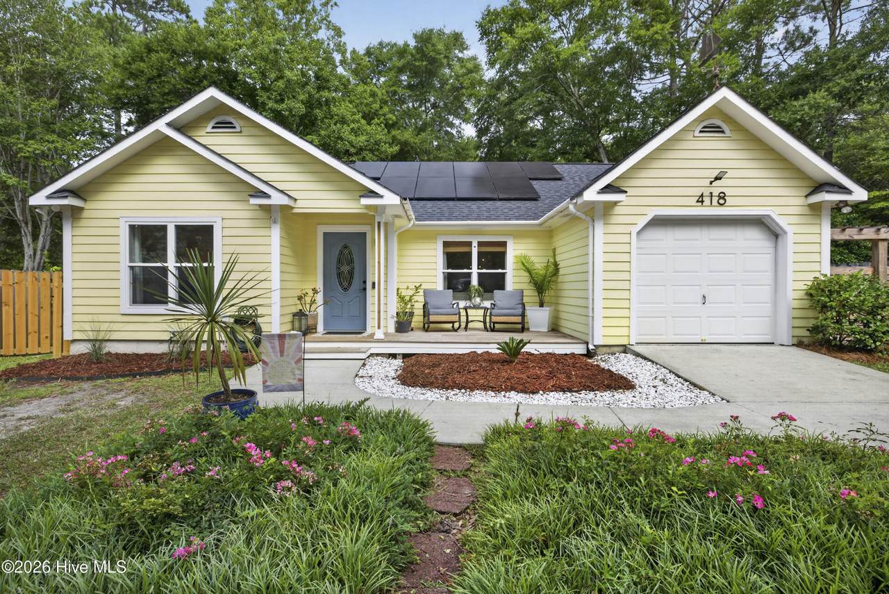 418 Dogwood Lane - Photo 1