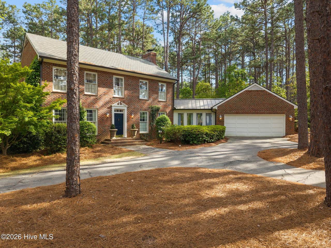 385 Lake Dornoch Drive - Photo 1