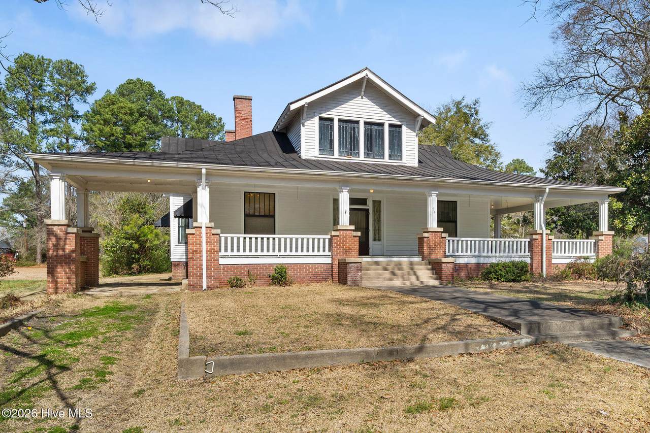 419 Hill Street - Photo 1