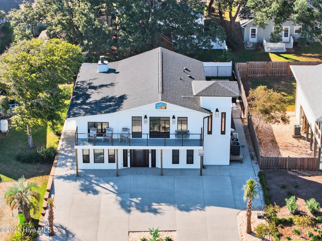 105 53rd Street - Photo 1