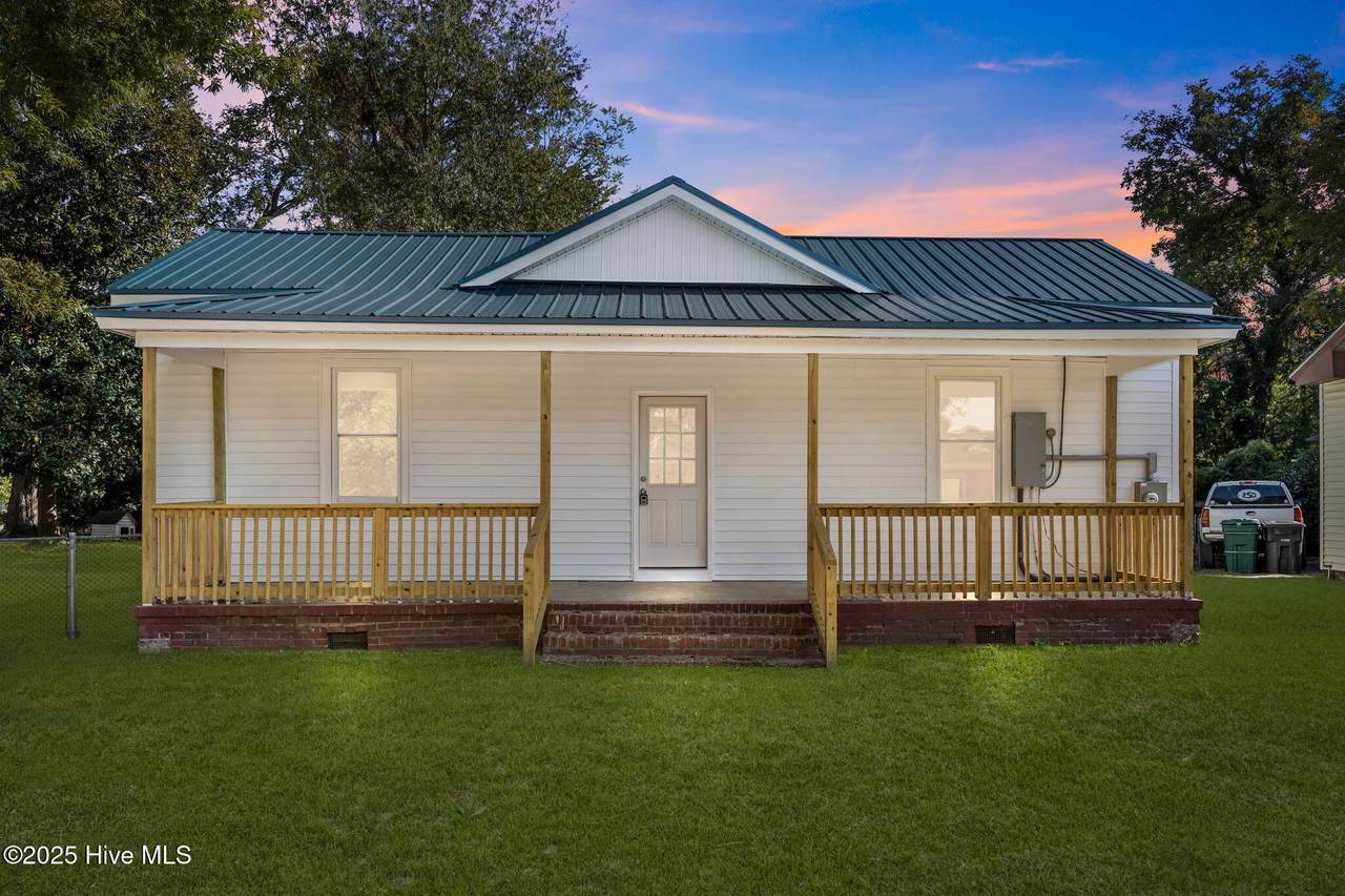 505 Walnut Street - Photo 1