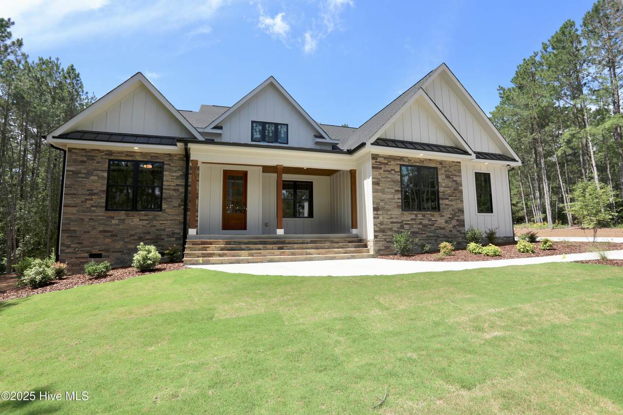 130 Gails Road - Photo 1