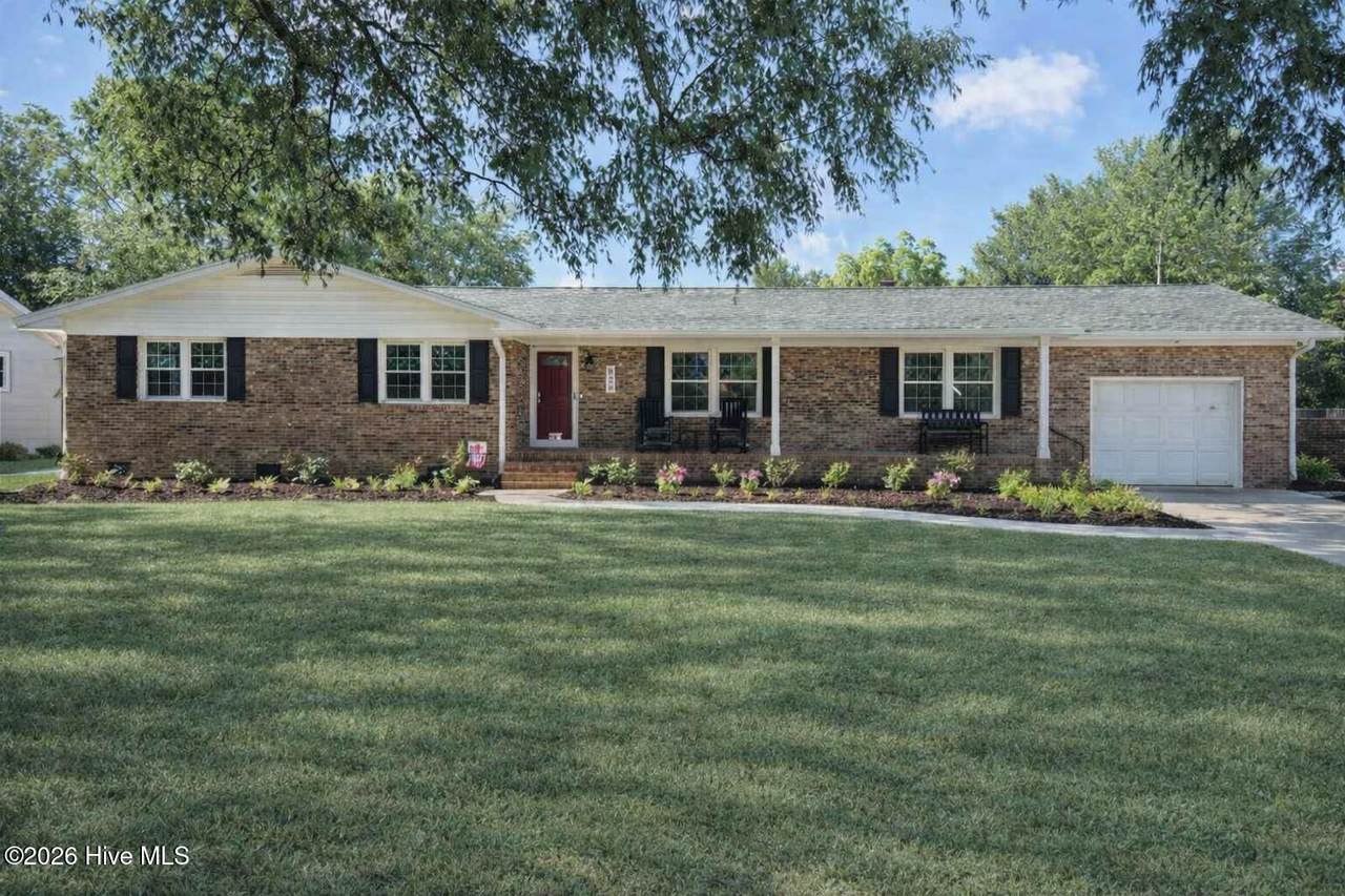 810 Bragg Drive - Photo 1
