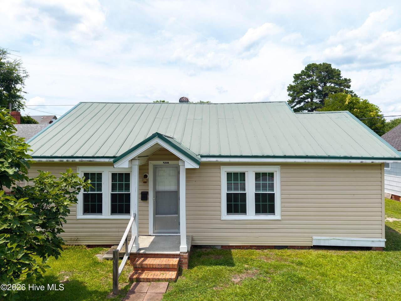 508 Hemlock Street - Photo 1