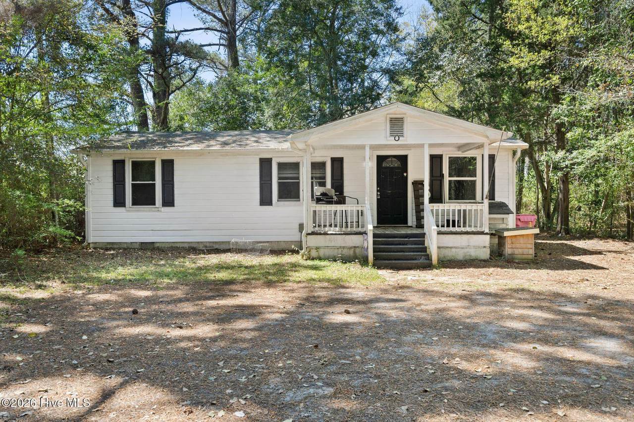 2715 Castle Hayne Road - Photo 1