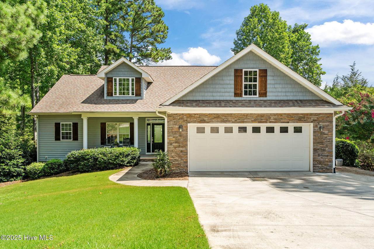 530 Lake Forest Drive - Photo 1