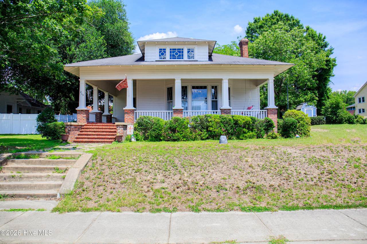 215 Randolph Street - Photo 1