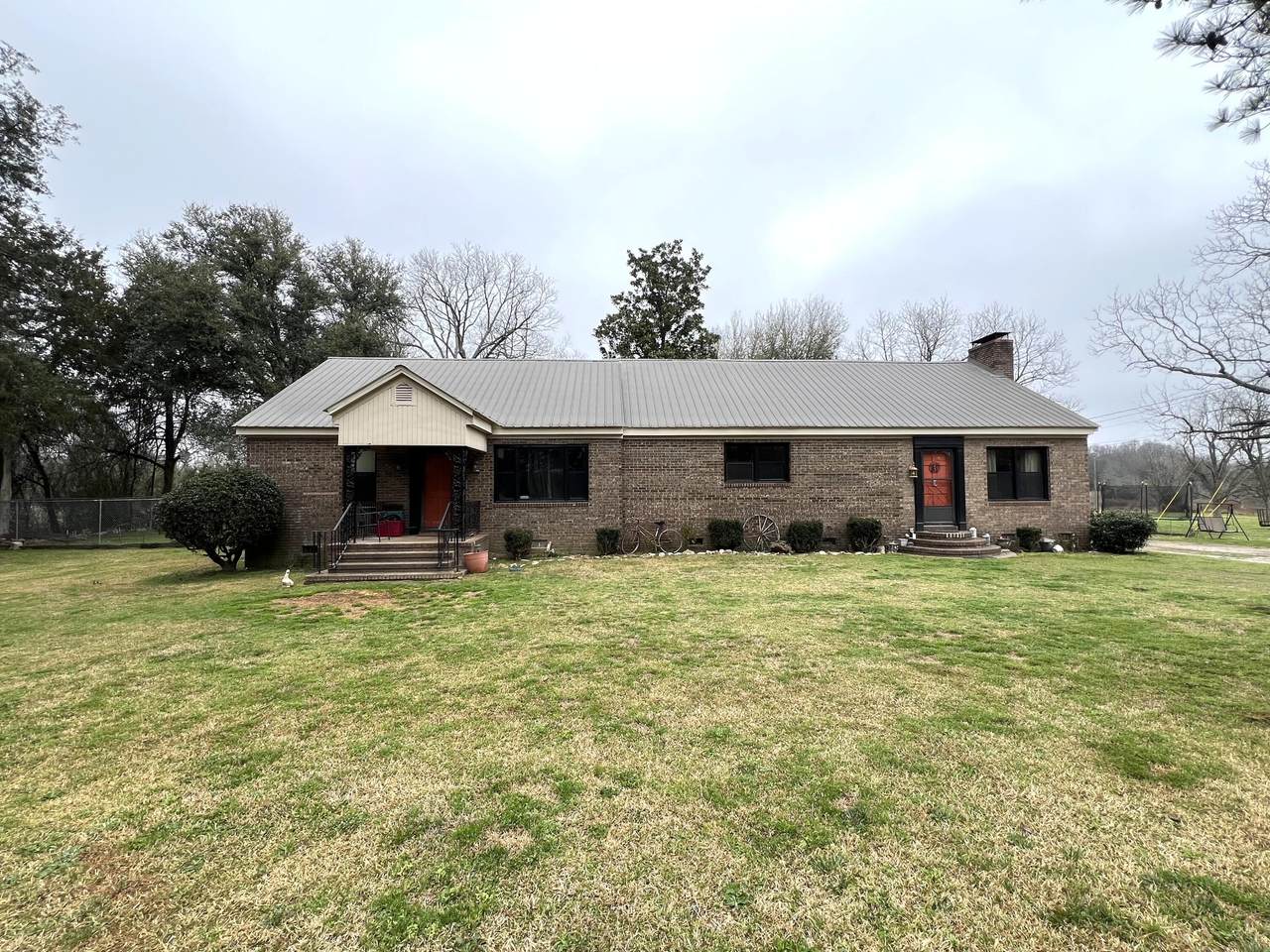 764 Ansley Road - Photo 1