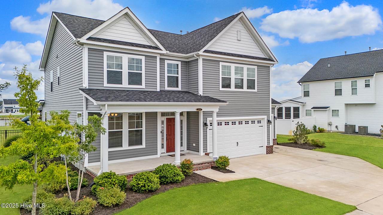 221 Moorland Way - Photo 1