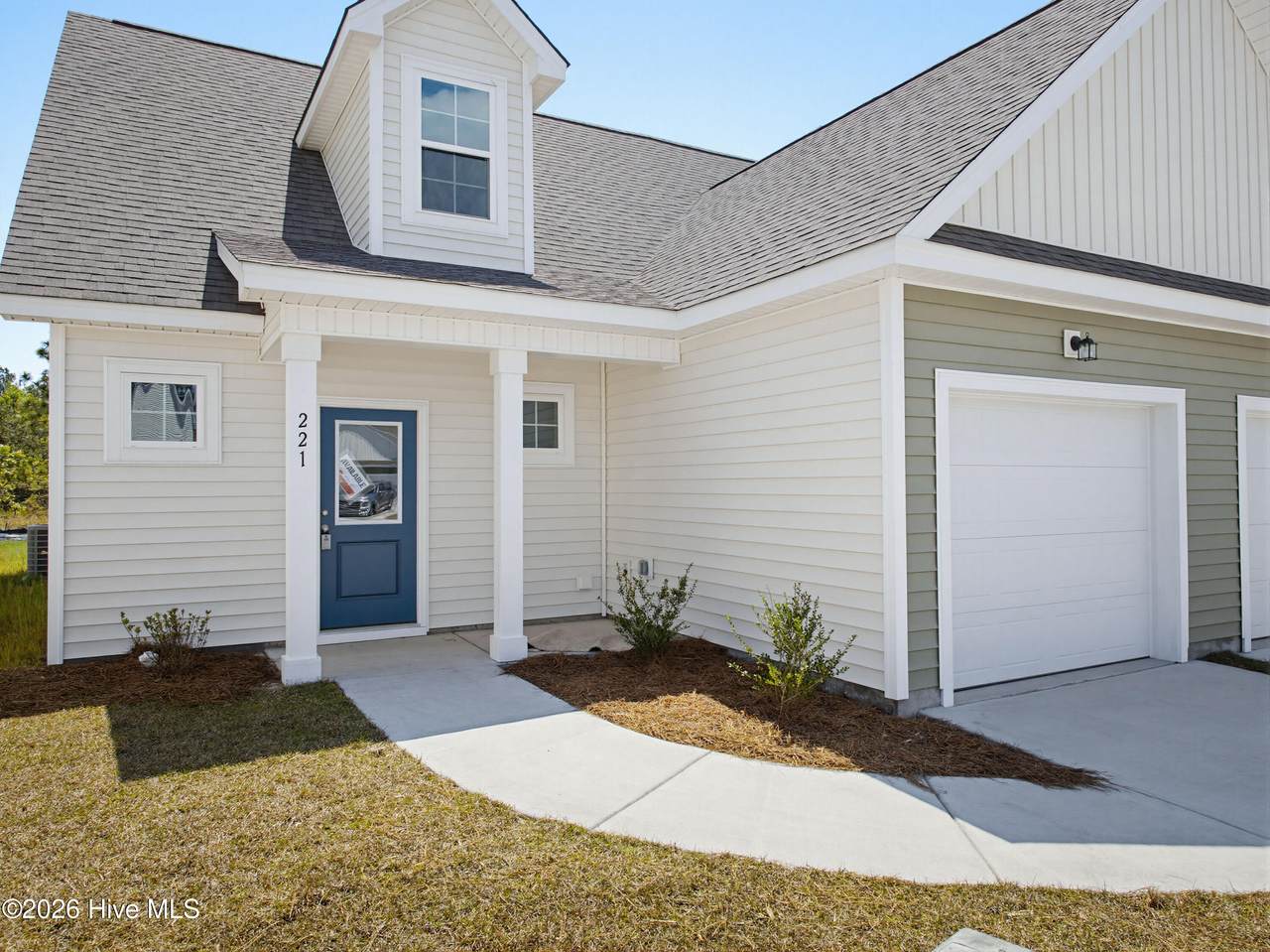 221 Sandpiper Place - Photo 1