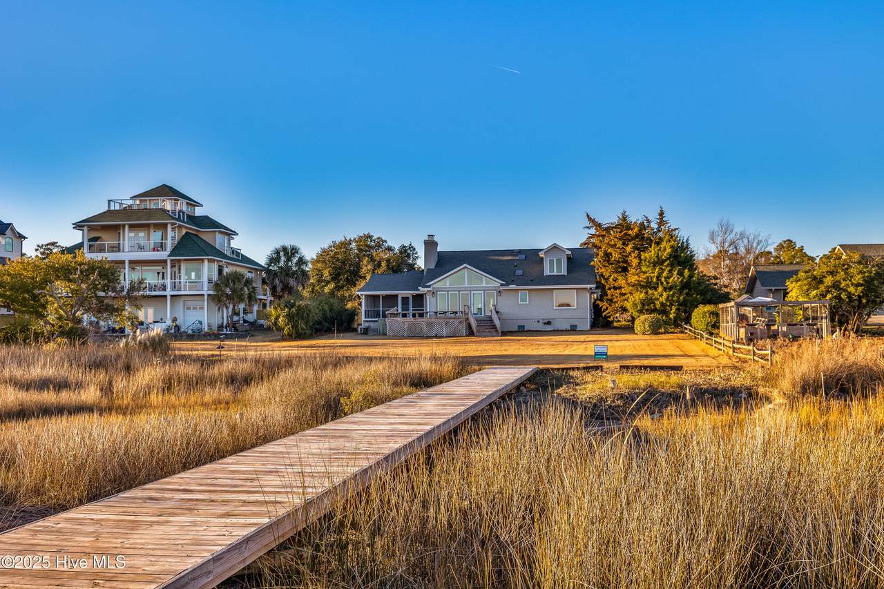 119 Sound View Drive - Photo 1