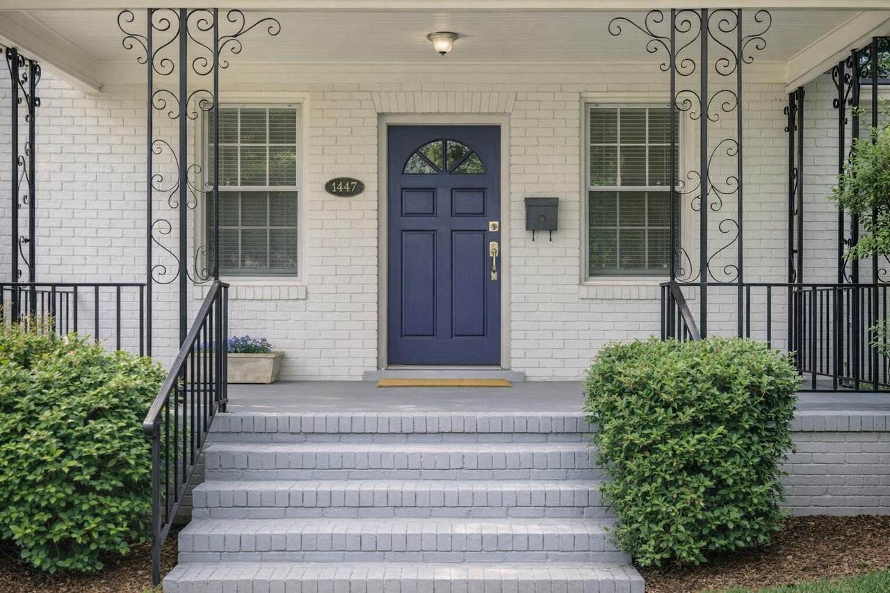 1447 Heard Avenue - Photo 1