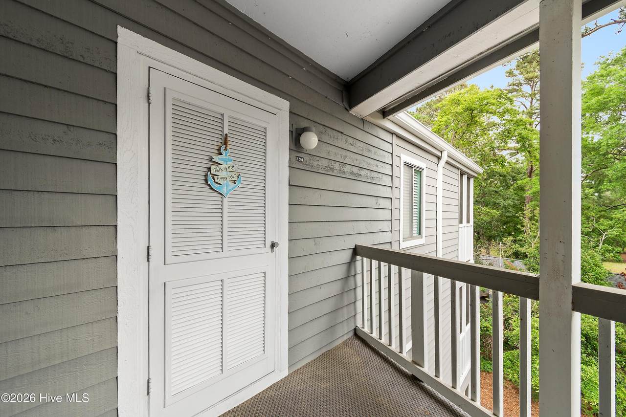 10166 Beach Drive - Photo 1