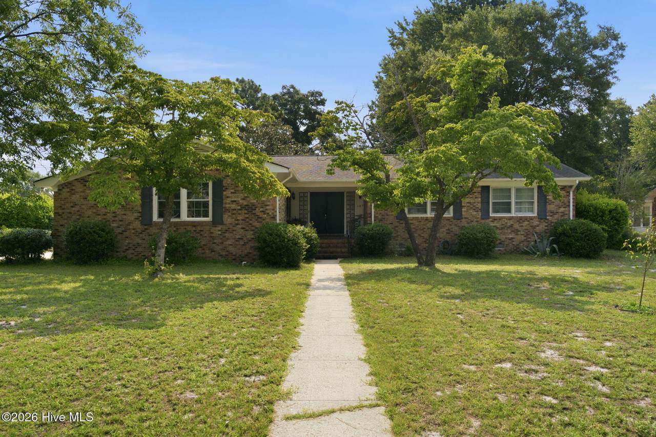 105 Pine Valley Drive - Photo 1