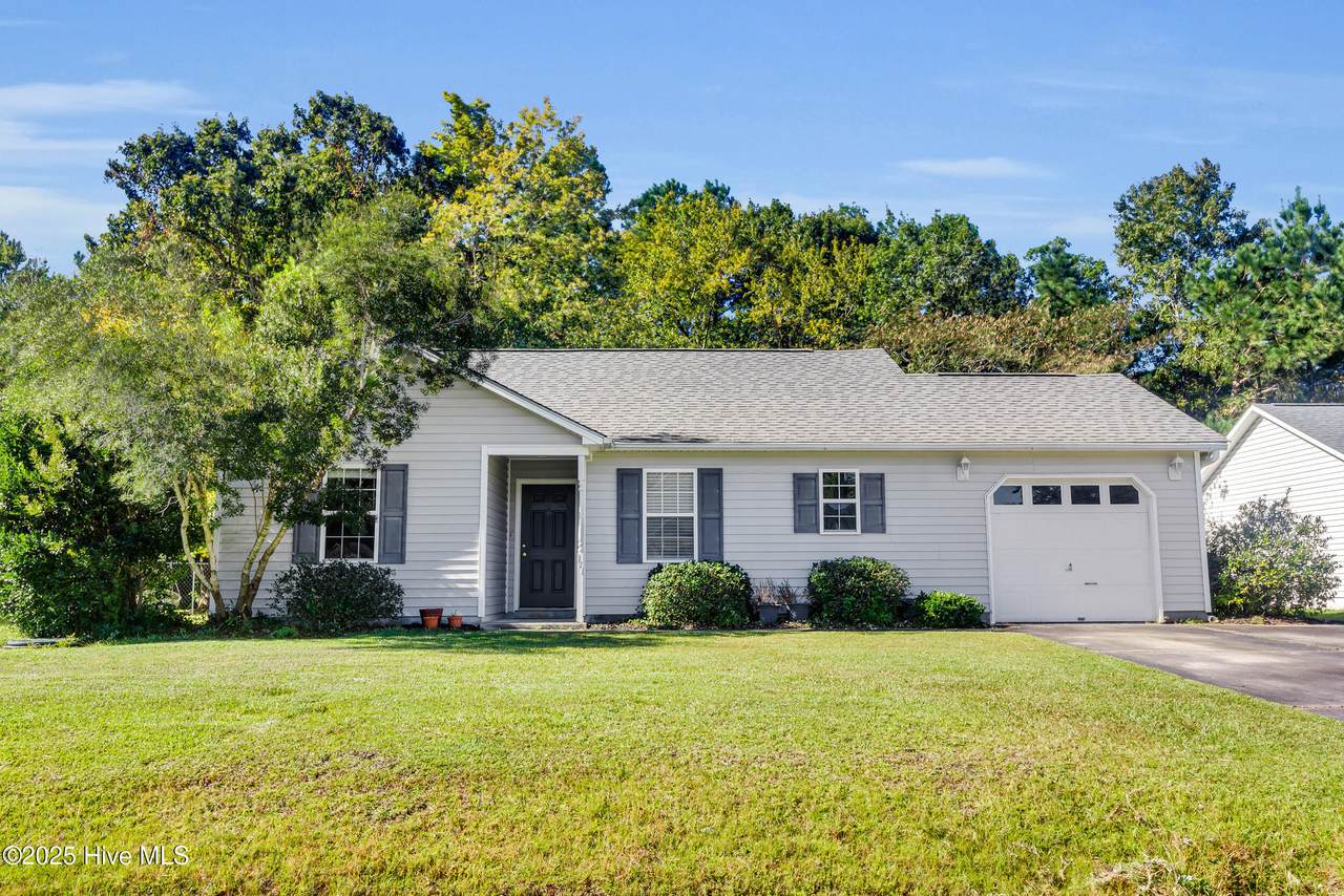 111 Sweet Bay Drive - Photo 1