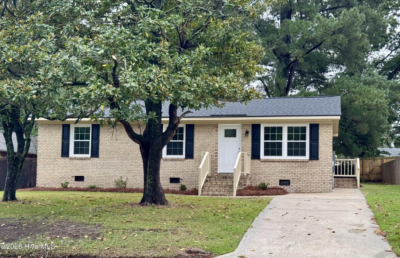 608 Norris Street - Photo 1