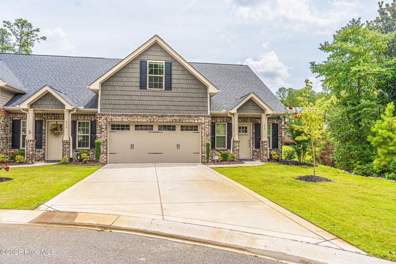 315 Mashie Court - Photo 1