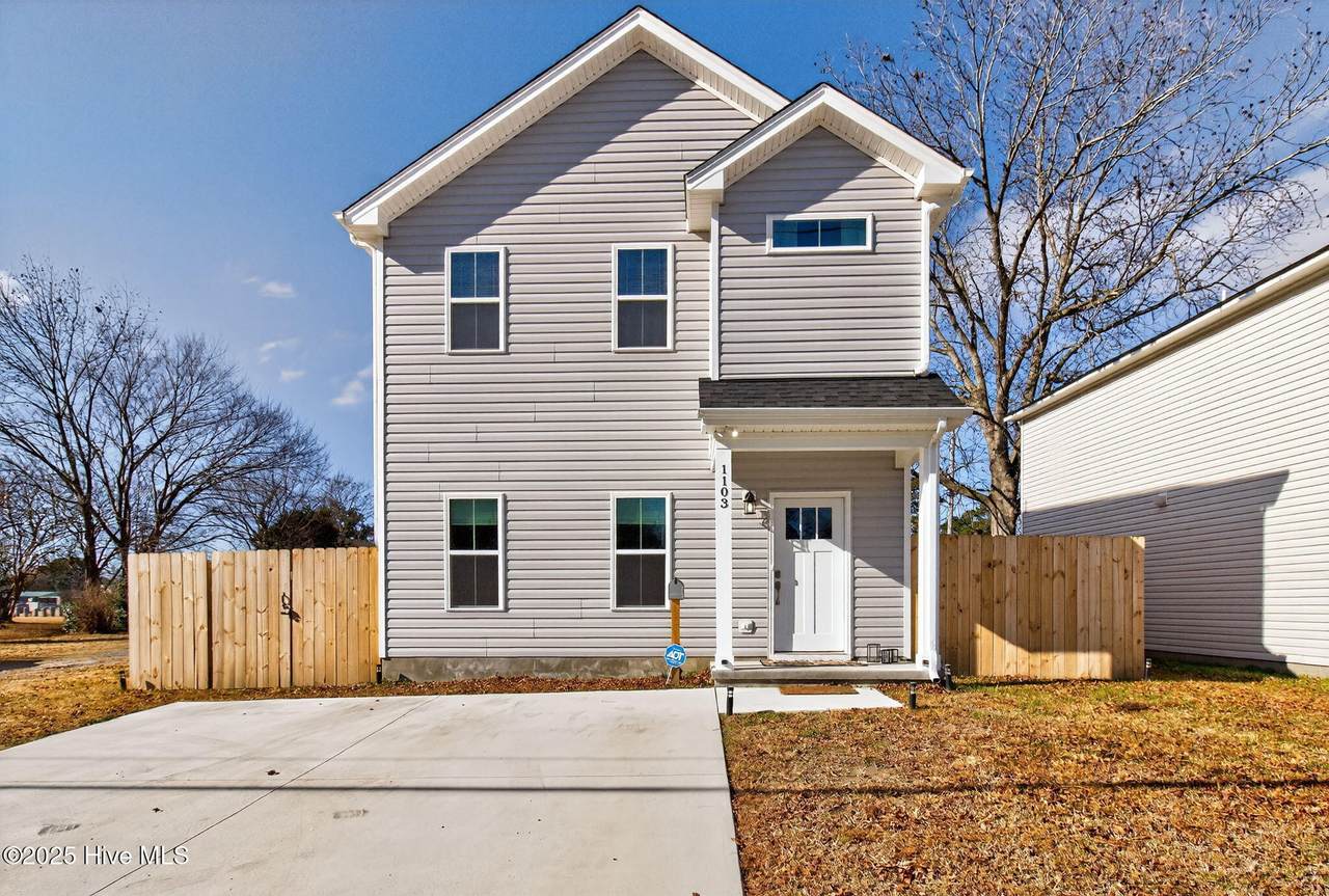 1103 Peartree Road - Photo 1