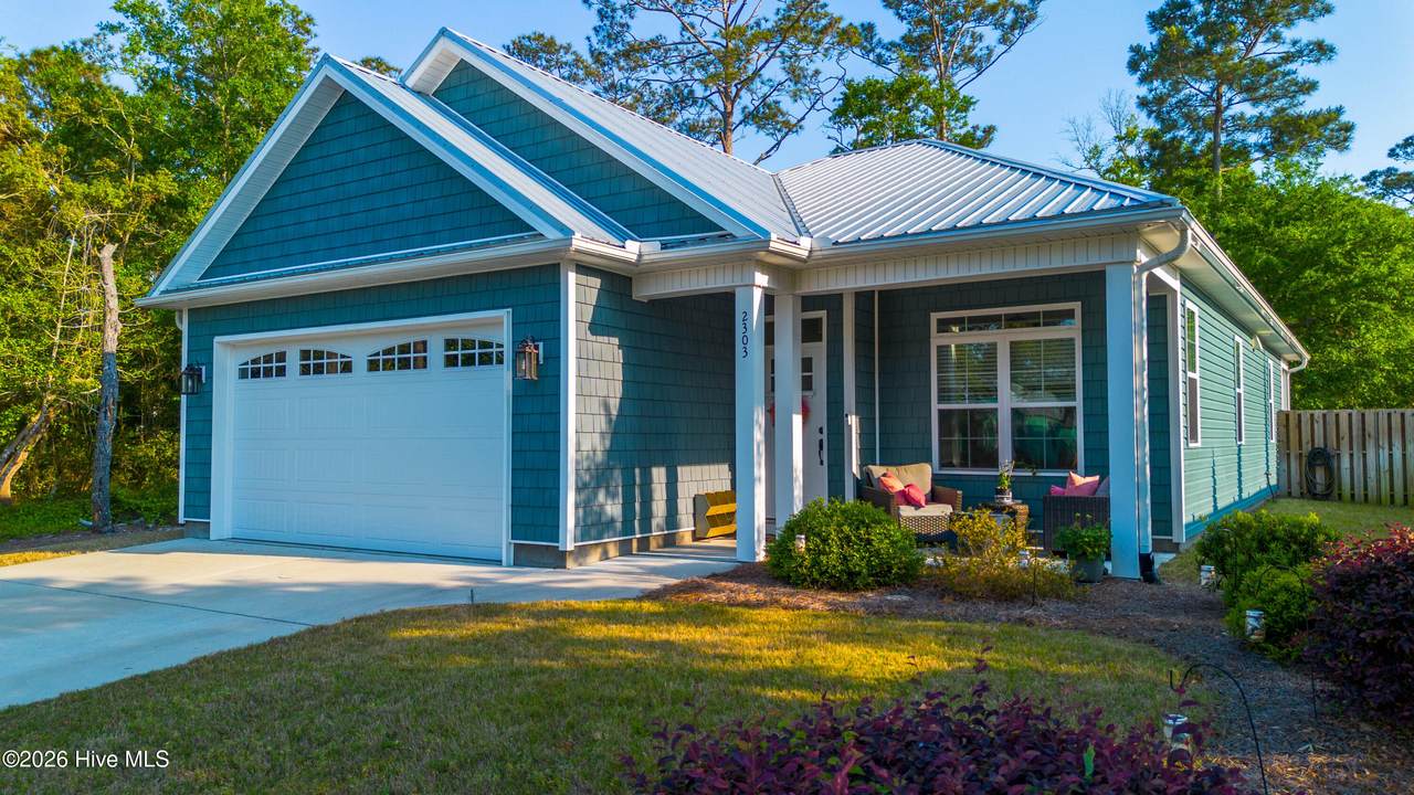 2303 Oak Island Drive - Photo 1