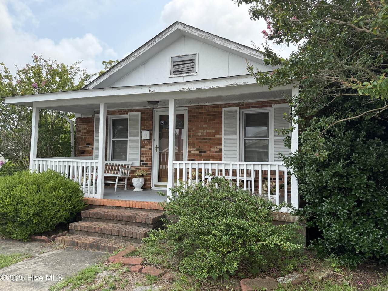 406 Craven Street - Photo 1