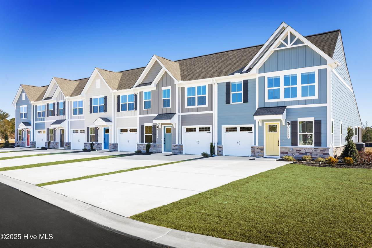 3324 Primrose Drive - Photo 1