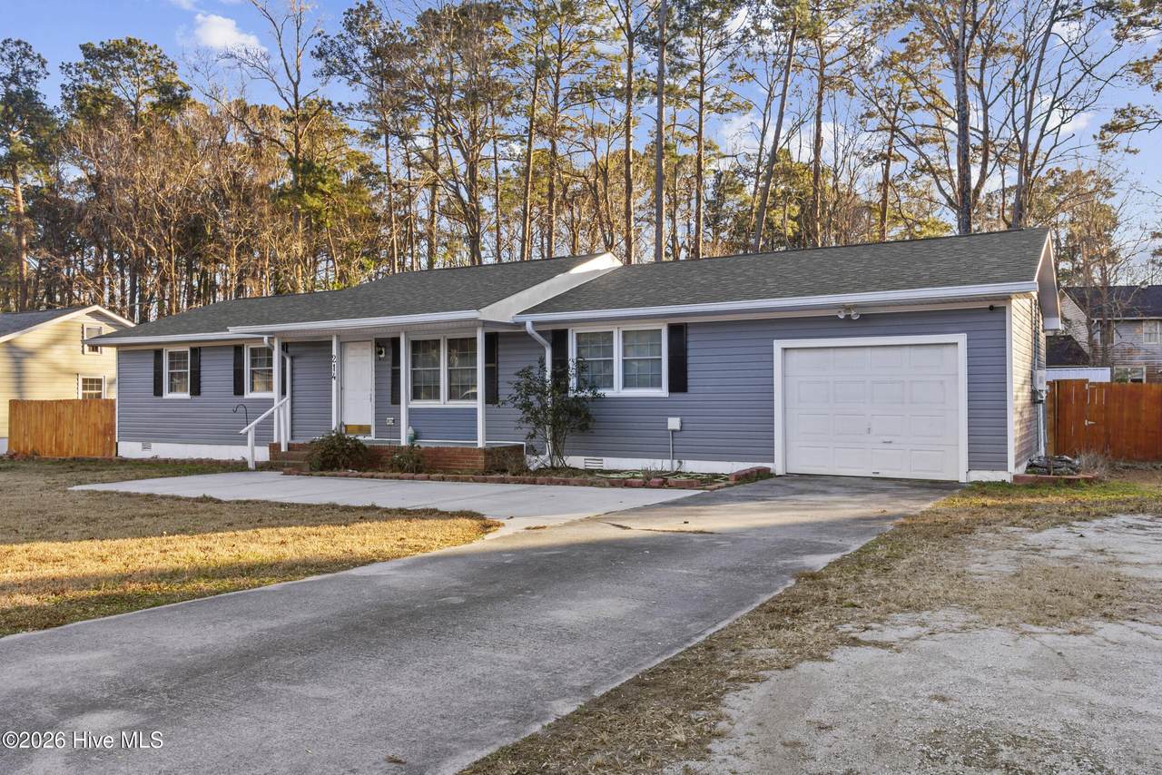 214 Manchester Road - Photo 1