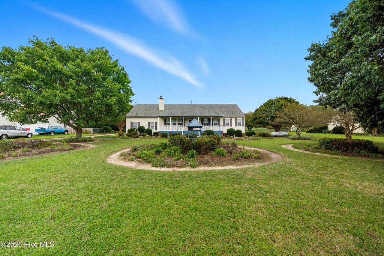 102 Wade Avenue - Photo 1