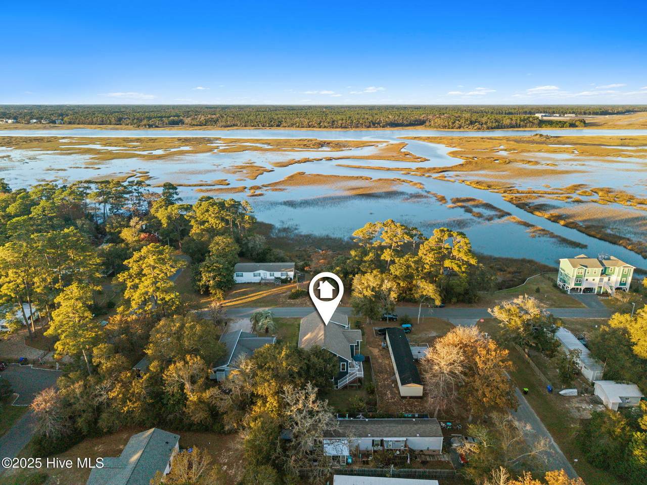 7605 Yacht Drive - Photo 1