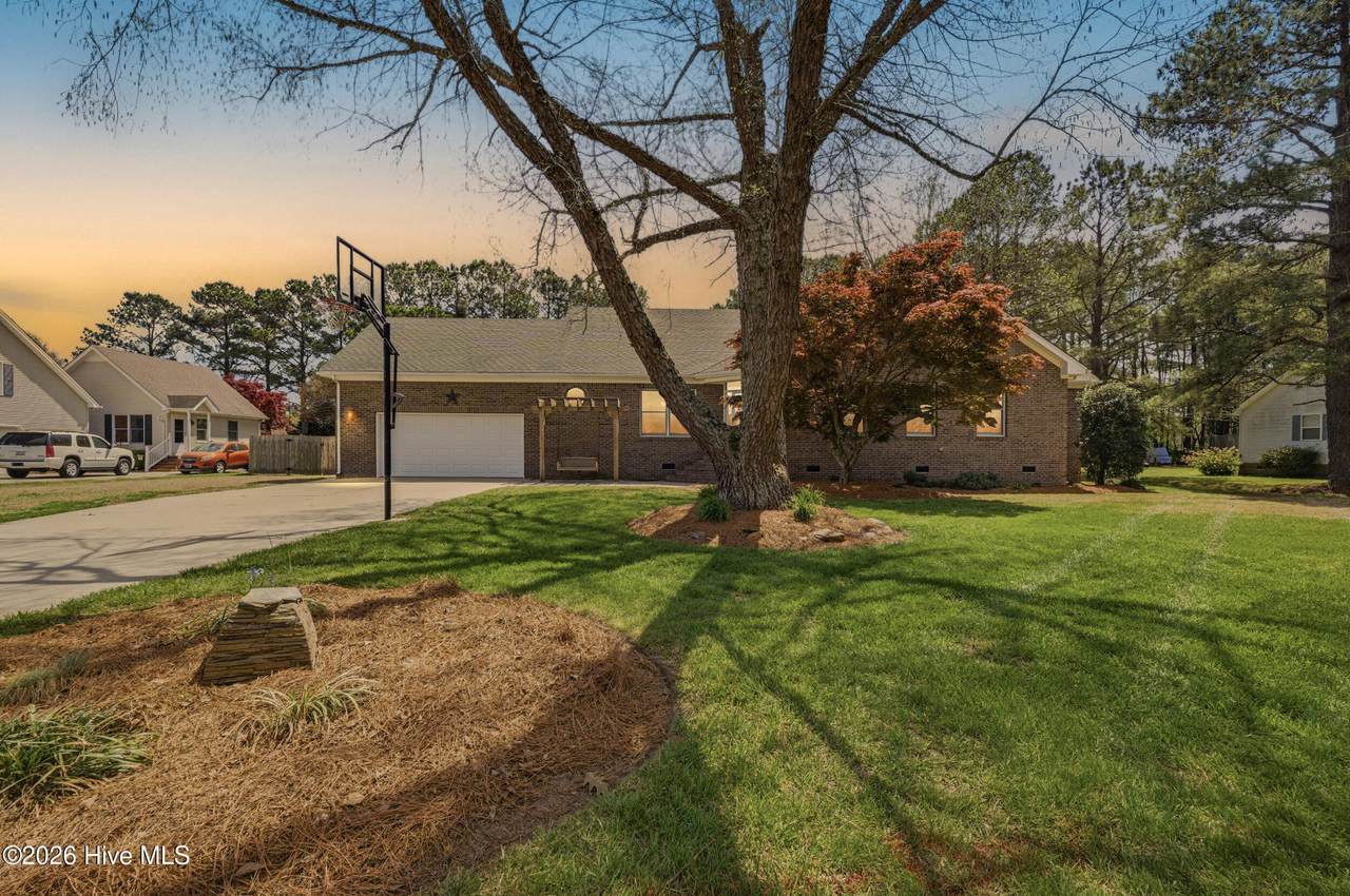 147 Point Boulevard - Photo 1