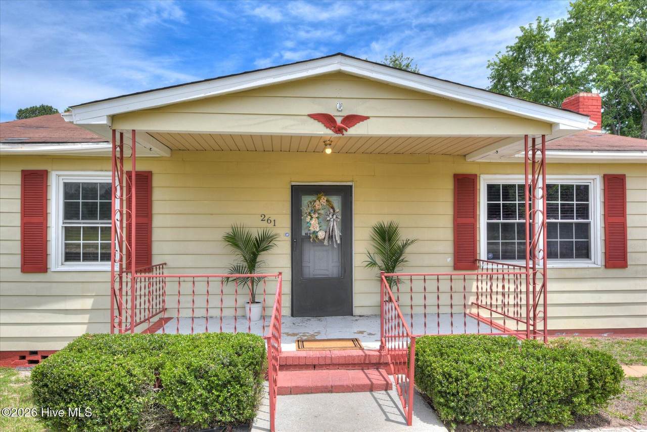 261 Myrtle Street - Photo 1