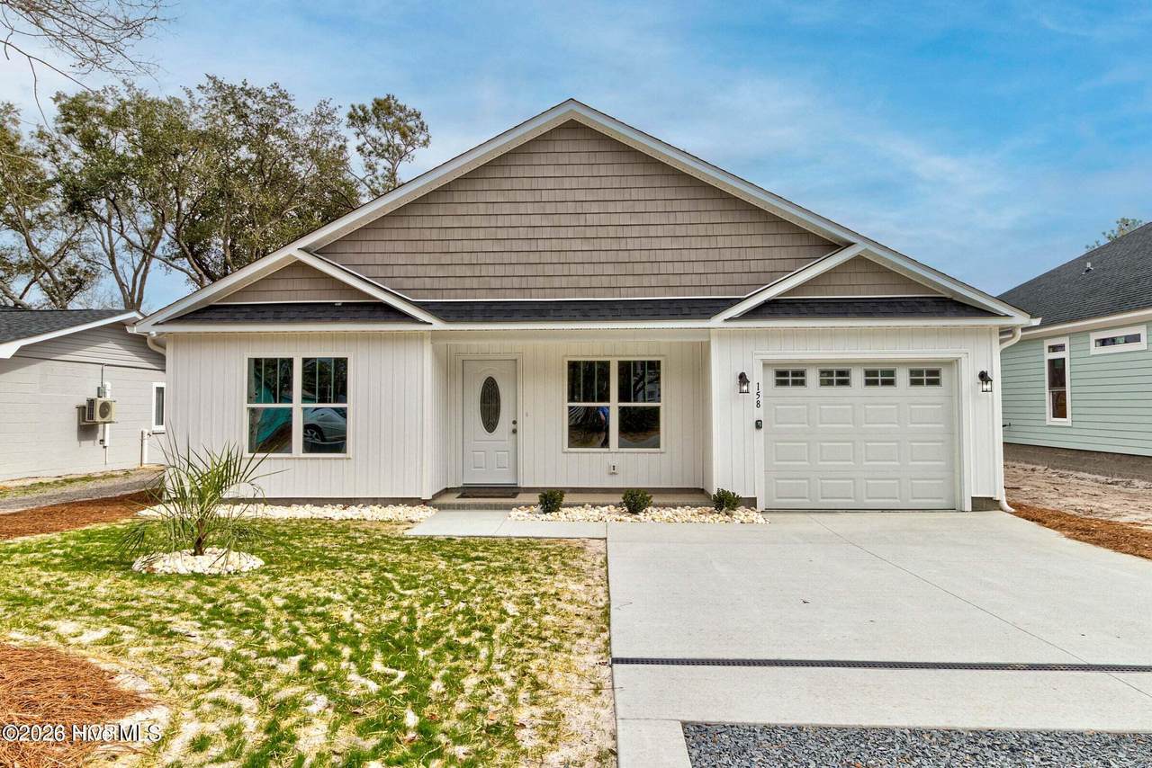 2044 Tanglewood Drive - Photo 1
