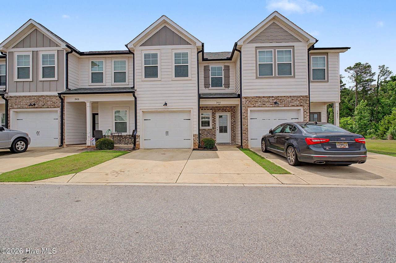 2433 Sequoia Trail - Photo 1