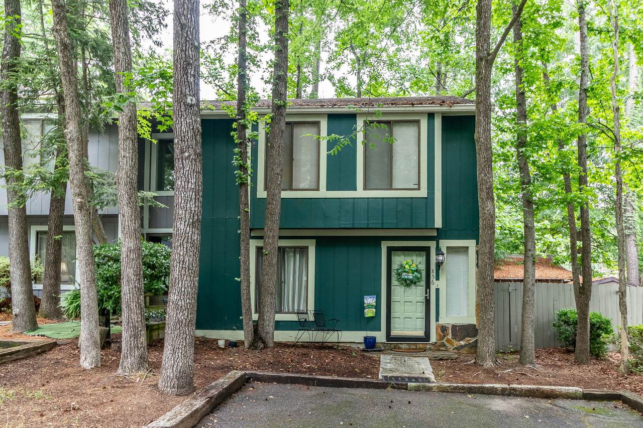 856 Wimbledon Drive - Photo 1