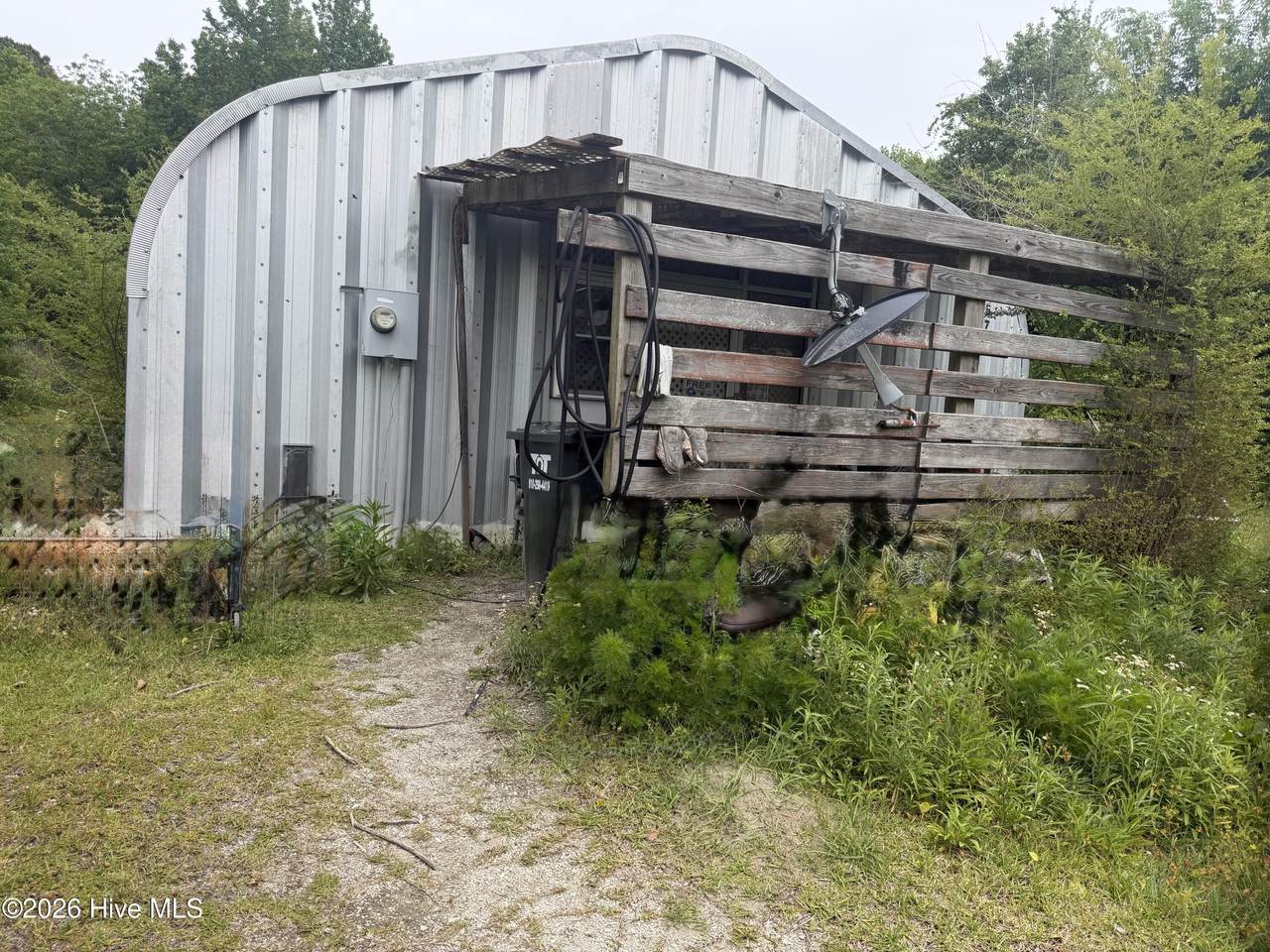 678 Hunters Creek Road - Photo 1