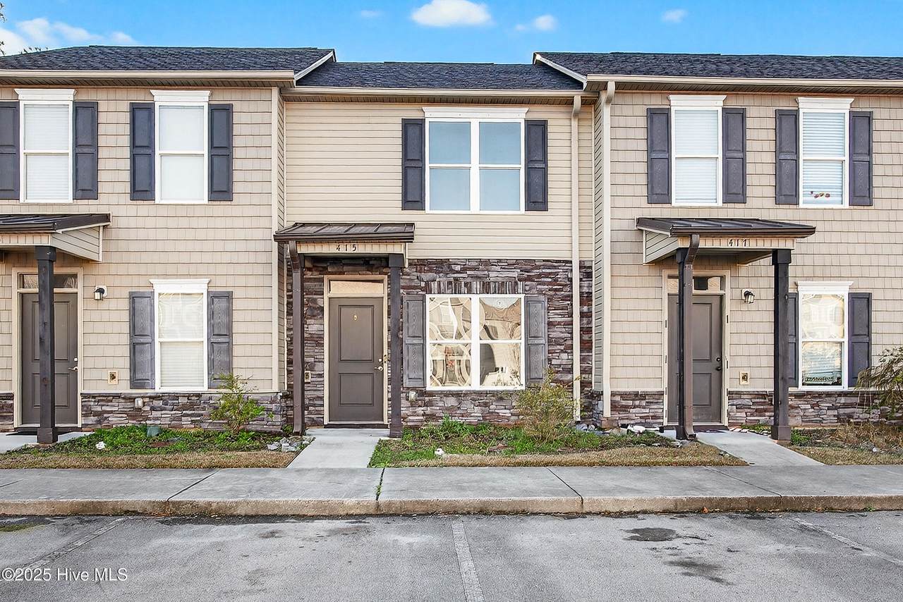 415 Sullivan Loop Road - Photo 1