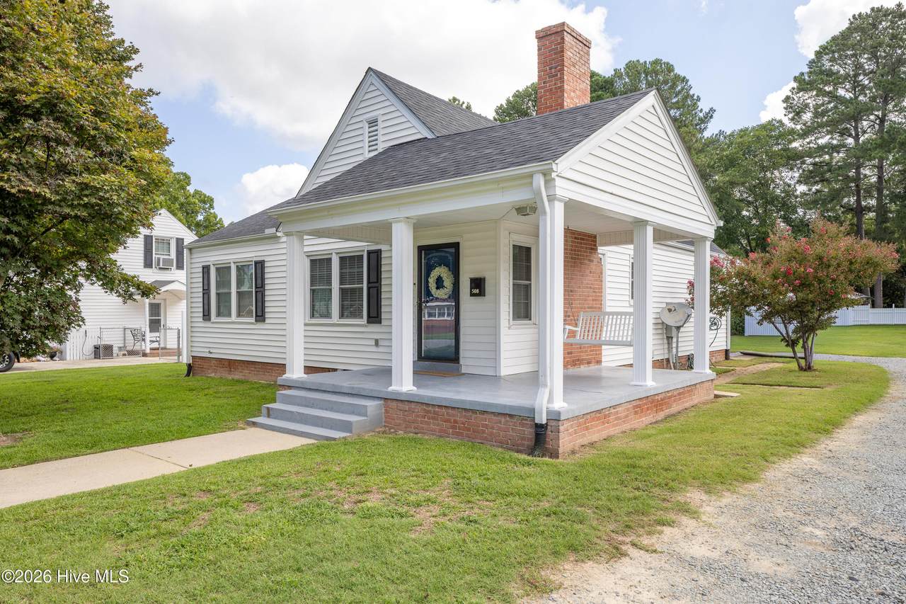 508 Stewart Avenue - Photo 1