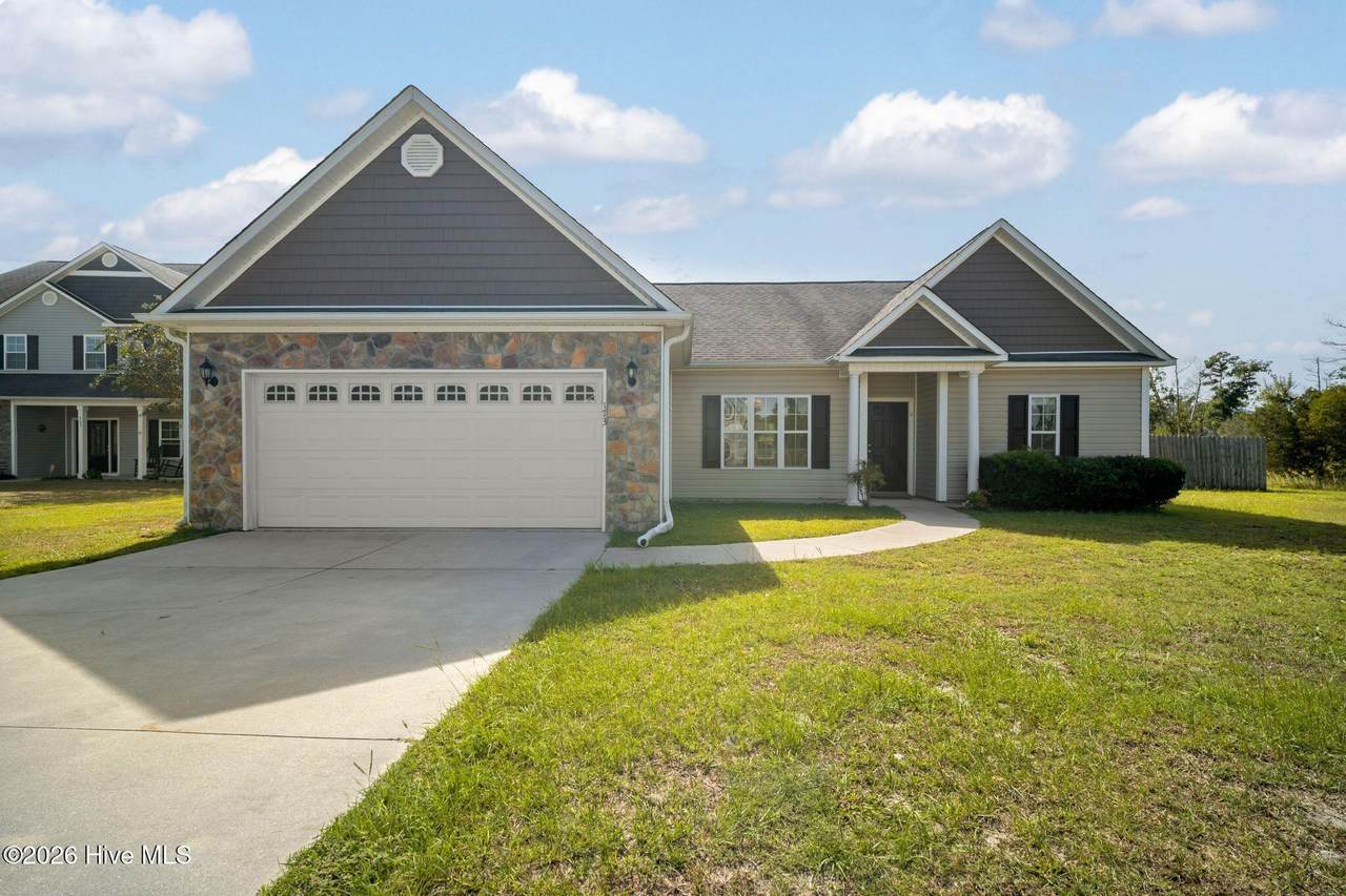 173 Inverness Drive - Photo 1