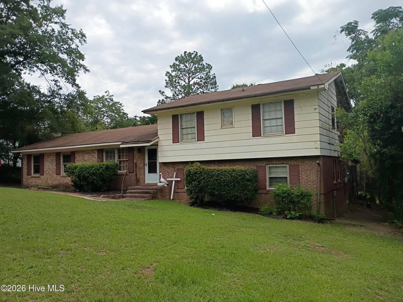 706 Kershaw Drive - Photo 1