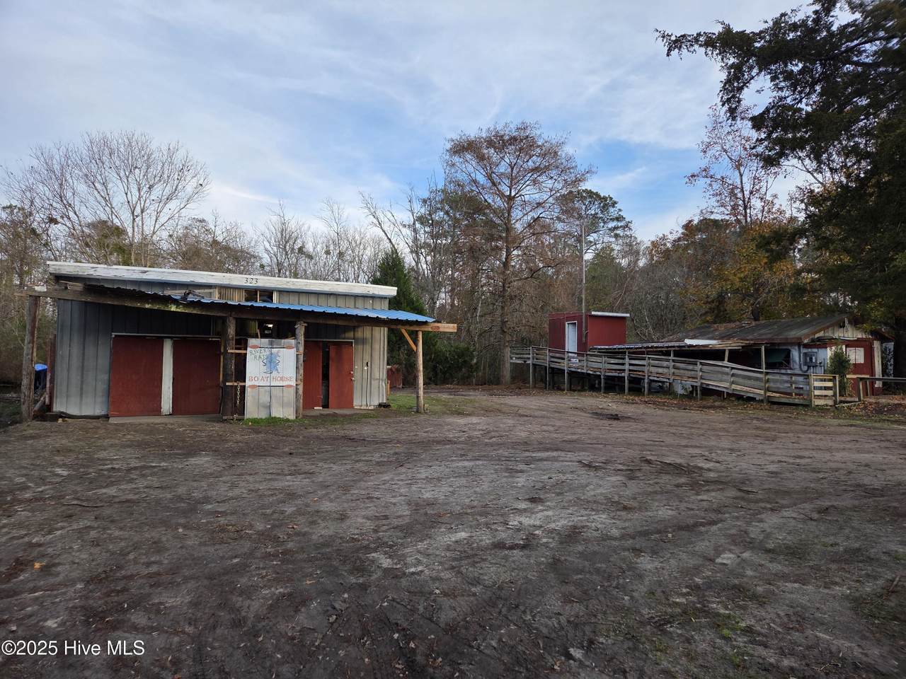 323 Chatham Street - Photo 1