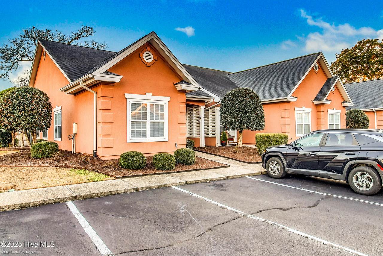 4660 Lightkeepers Way - Photo 1