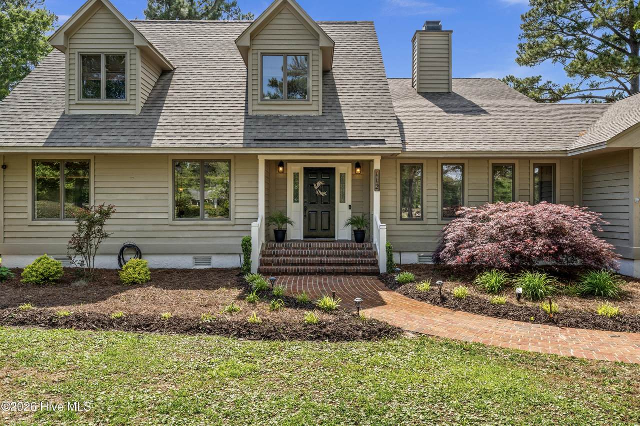 112 Olde Point Road - Photo 1