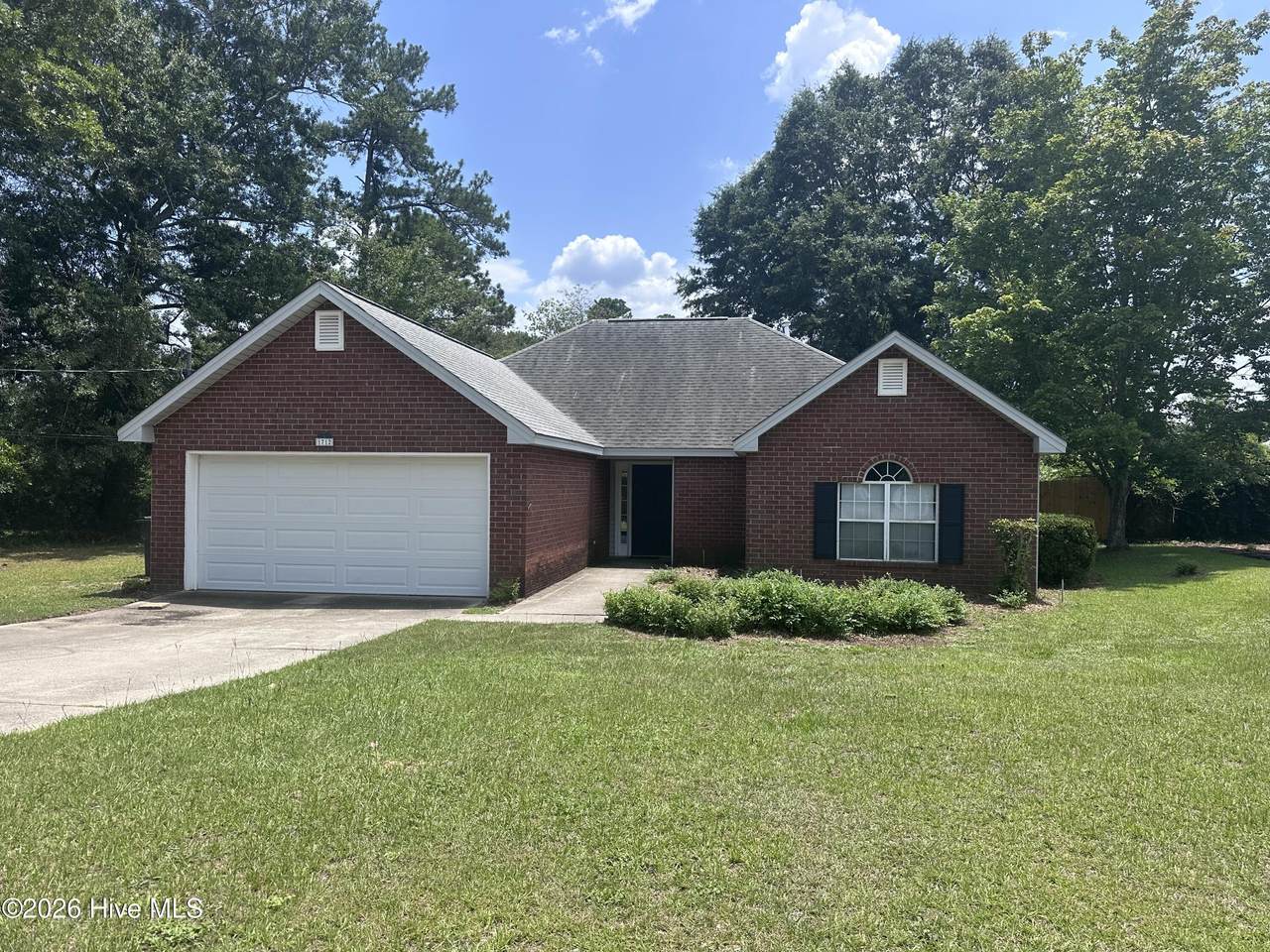 1712 Harrogate Drive - Photo 1