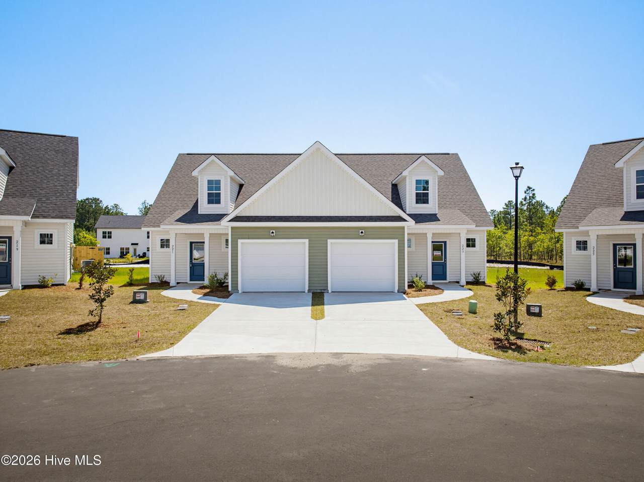 223 Sandpiper Place - Photo 1