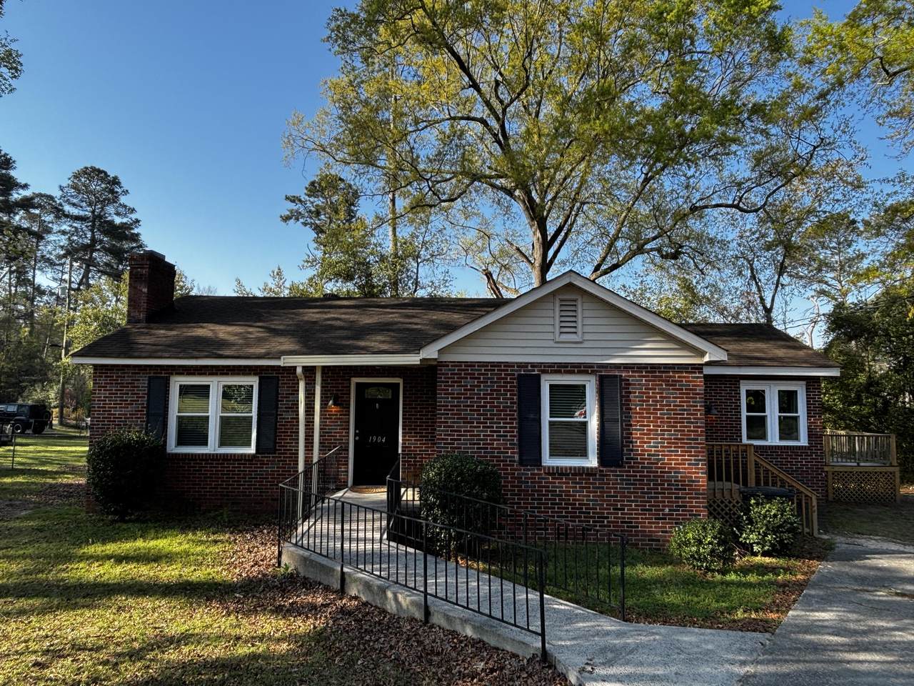 1904 Robin Road - Photo 1