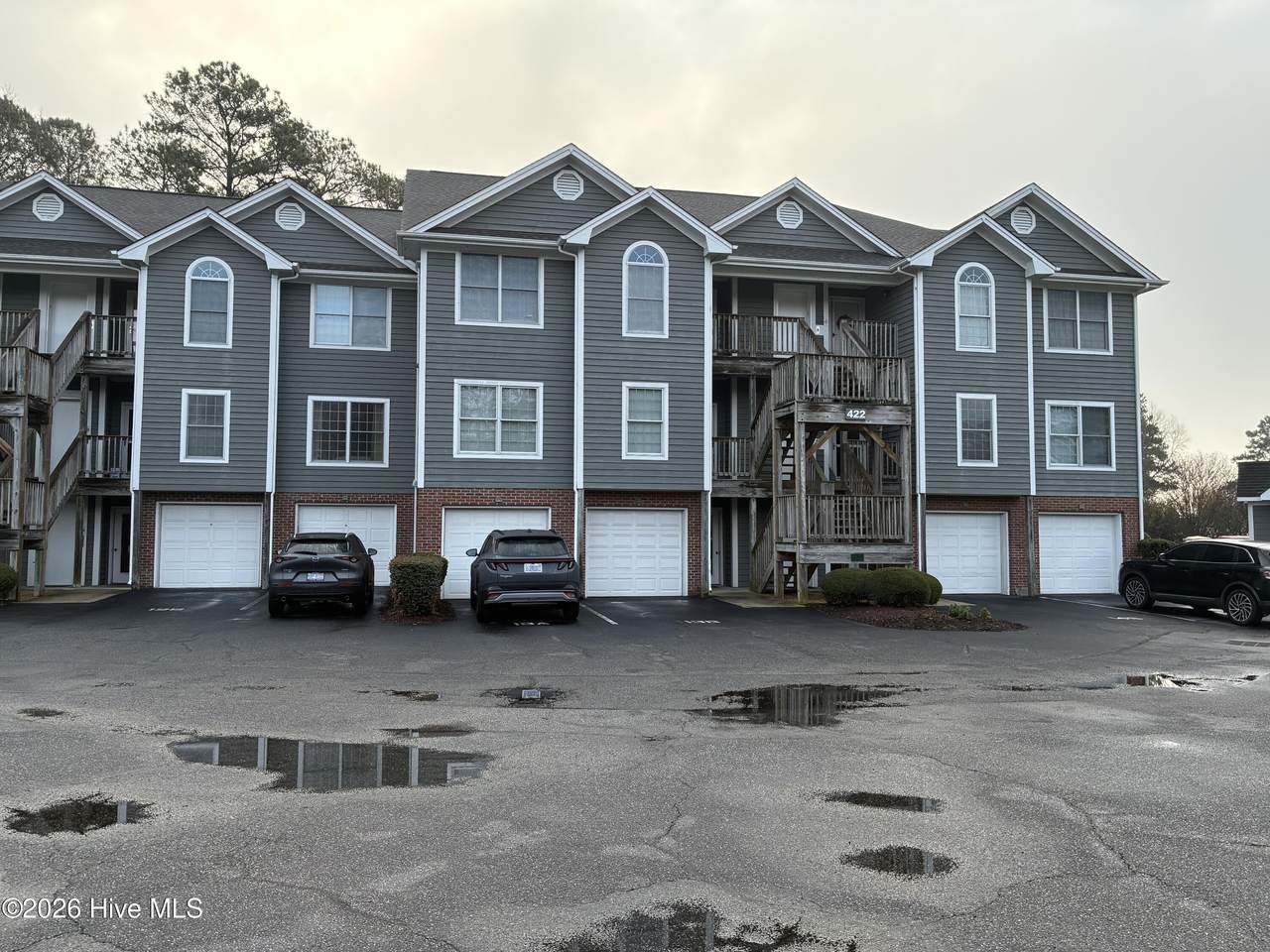 422 Albemarle Boulevard - Photo 1